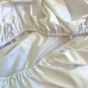 Delia  + Cleo microfiber twin sheet